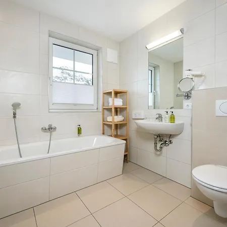 Haus Fasswald アパートホテル オーバータウエルン